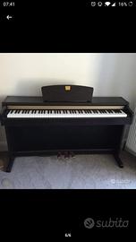 Pianoforte Yamaha Clavinova CLP-220