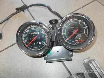 Carnaby 300 '12: cerchio faro km motore pompa