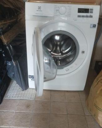 lavatrice Electrolux perfetCare 600 9 kg classe A