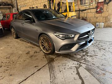 Mercedes cla 250 grigio satinato