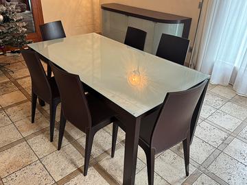 Tavolo con credenza e 6 sedie Calligaris