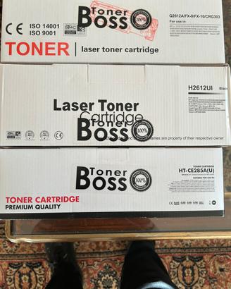 n.3 toner cartridge  in confezione mai usati