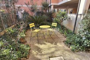 Villetta a schiera con giardino ed autorimessa