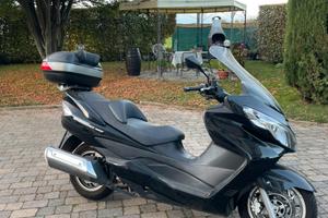 Moto Suzuky Burgman 400