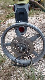 cerchio anteriore per scarabeo 50