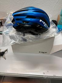 Casco MET Trenta