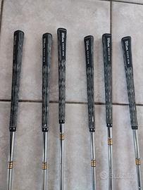 Set 9 mazze da golf Callaway e Wilson