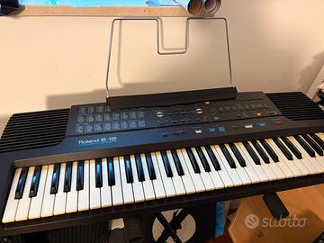 Tastiera roland  E-12