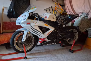 Suzuki Gsx R 600 k10 pronto pista e stradale
