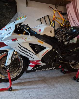Suzuki Gsx R 600 k10 pronto pista e stradale