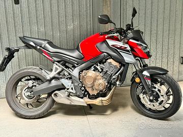 HONDA CB 650 F - 4 cilindri - 16 valv - 91 CV  ABS