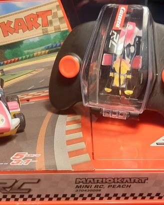 mario kart radiocomandata personaggio peach