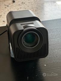 Proiettore LCD con telecomando