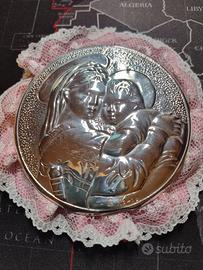 Medaglione in argento per nascita