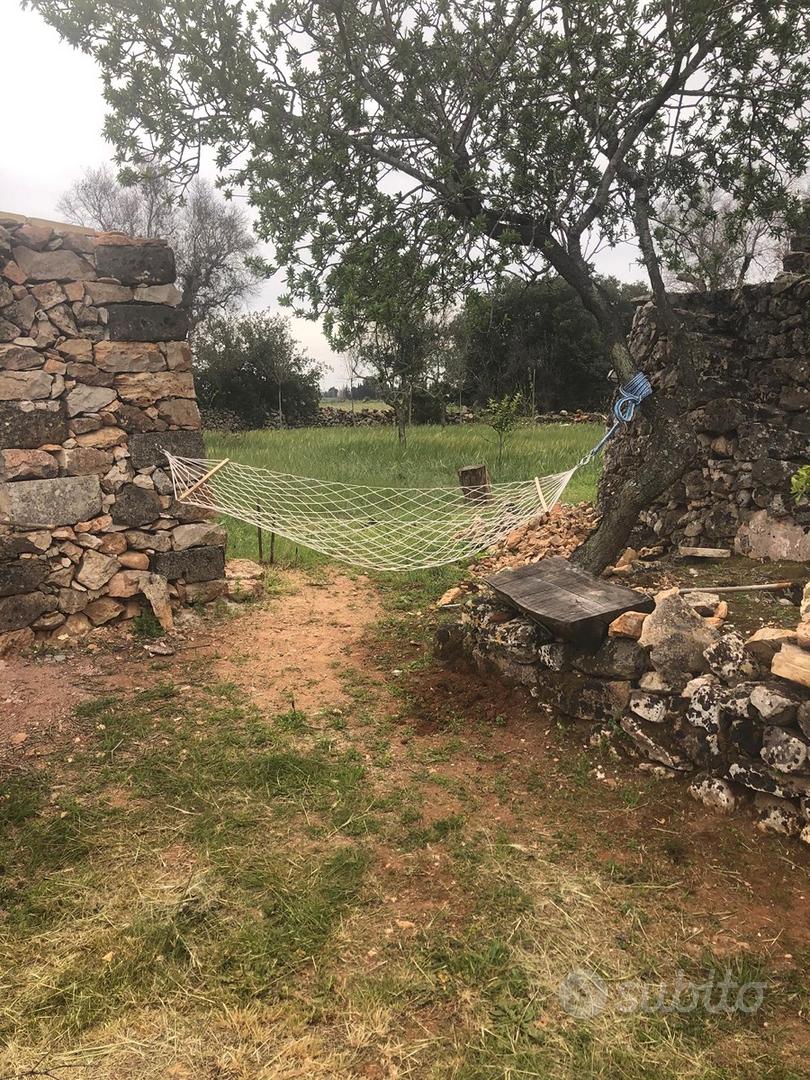 Trullo abitabile antico forno e cisterna - Vista 2
