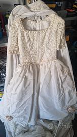 vestito da sposa e sposo 