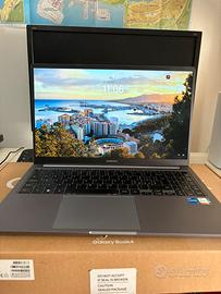 Samusng Galaxy Book4 - Intel Core i7 512GB, 16GB