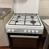 Cucina con forno a gas
