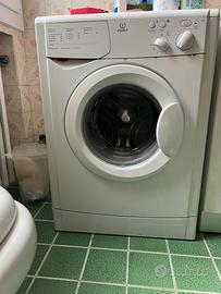 Lavatrice Indesit WIA101
