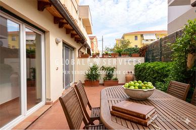 Appartamento indipendente con giardino e box