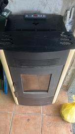 STUFA A PELLET NORDICA EXTRAFLAME mod. DORINA