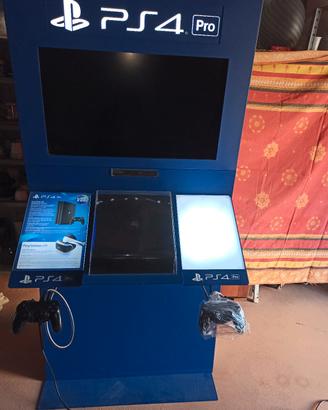 Kiosk Totem display Playstation 4