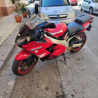 Kawasaki ninja zx9
