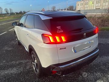 PEUGEOT 3008 1.5 HDI GTLine cambio manuale