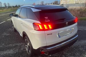 PEUGEOT 3008 1.5 HDI GTLine cambio manuale