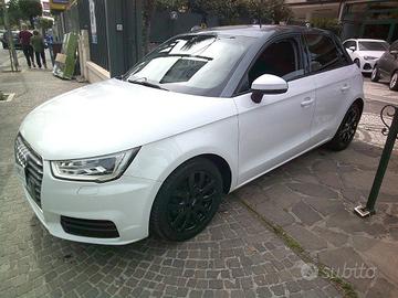 AUDI A1 SPB 1.4 TDI S tronic Design