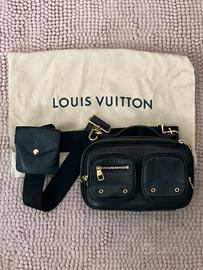 Louis Vuitton Utility Crossbody Bag in pelle nera 
