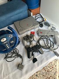 Lotto Sony PlayStation 1con volante, guncon e pad