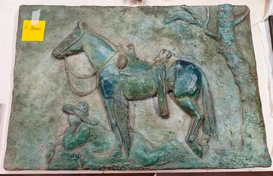 bassorilievo in terracotta "Cavallo" di Enzo Nenci