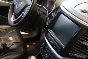 JEEP CHEROKEE 4X4 FULL OPTIONAL CAMBIO AUTOMATICO 