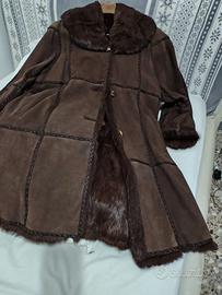 Giacca con pelliccia elegante 