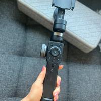 Stabilizzatore Zhiyun Smooth-4