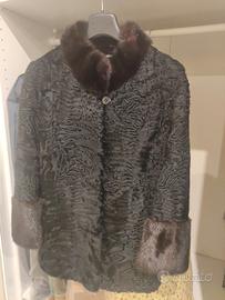 Giaccone Astrakan con collo e polsi di visone