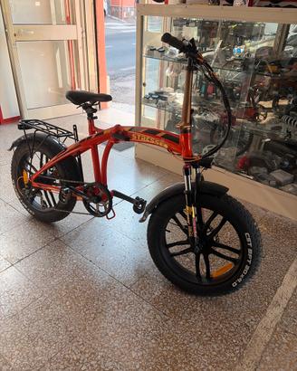 Fat bike pieghevole elettrica