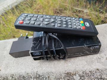 decoder digitale con telecomando trevi