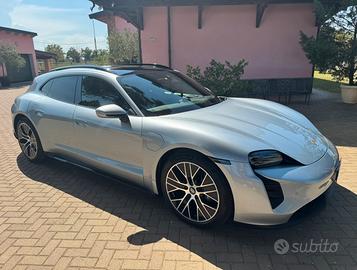 Porsche Taycan Turismo Performance - 2023