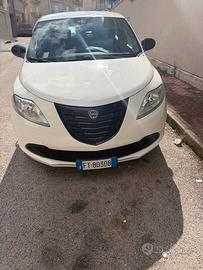 Lancia Y Elefantino  anno 2014  1.2 benzina 69 cv