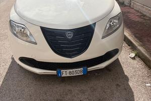 Lancia Y Elefantino  anno 2014  1.2 benzina 69 cv