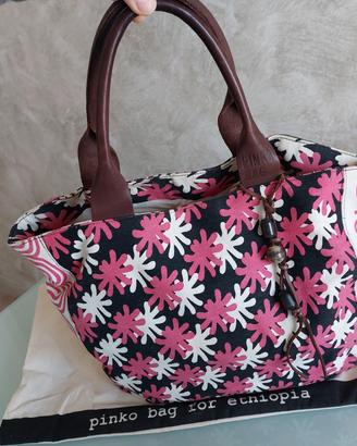 Pinko bag for Ethiopia