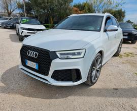 Audi Q3 RS 2.5 TFSI quattro S tronic