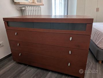 Set 4 mobili in legno 2 comodini+2 cassettiere