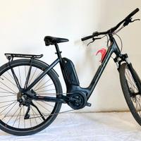 Bici elettrica Scott-Bosch 500Wh telaio donna