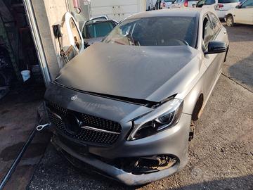 Ricambi usati Mercedes Classe A180D W176 - 2016
