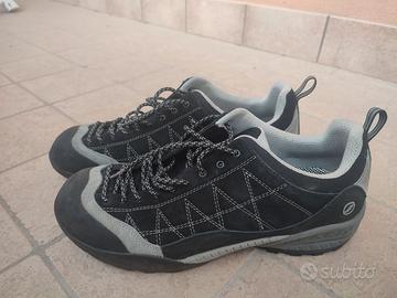 Scarpe da avvicinamento / trekking n.44 "Scarpa"