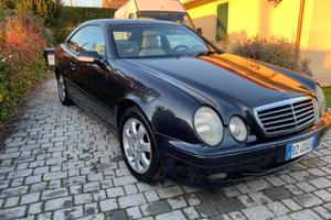 MERCEDES Classe CLK (C/A208) - 2001