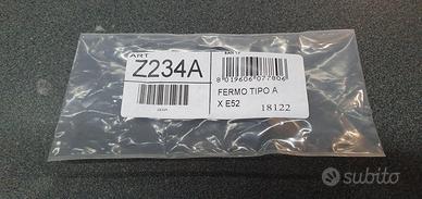 FERMO TIPO A PER BAULETTO E52 GIVI - Z234A